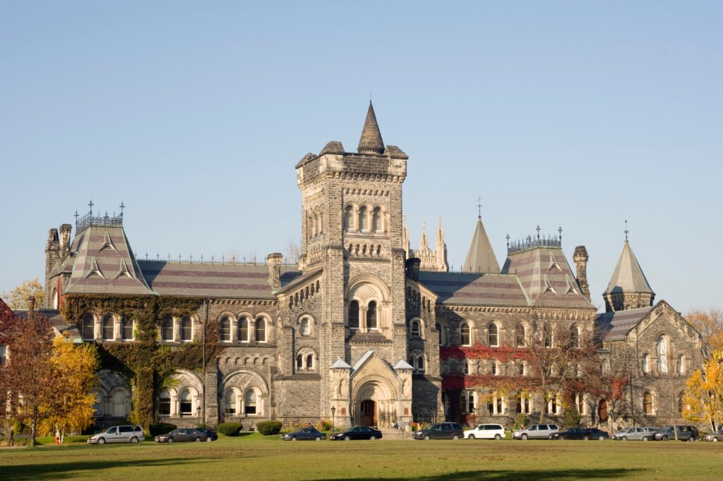 UNIVERSITY OF TORONTO SCHOLARSHIP